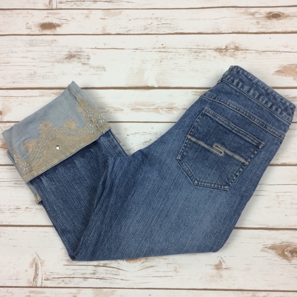 jeans with embroidered cuff
